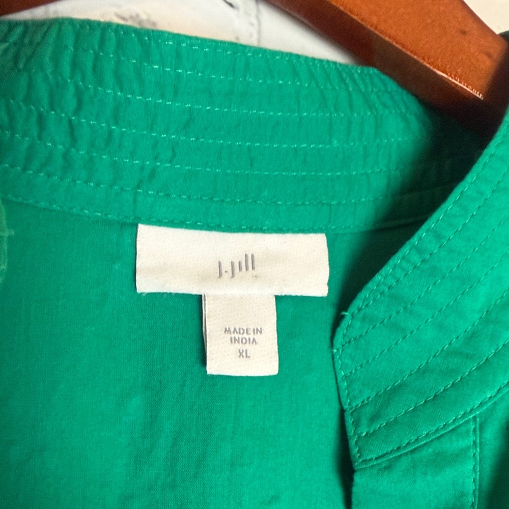 J. Jill Eyelet Button-Front Top XL Green - Picture 6 of 13